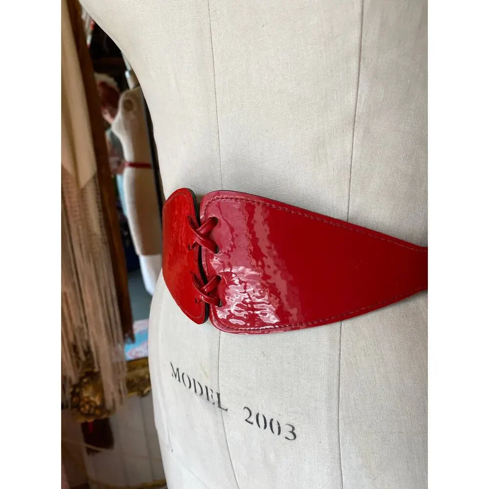vintage 1980s red patent corset belt, 80s accessories, cinch, graduated, hot, m